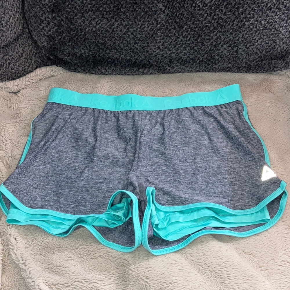 🔹4 for $30 Reebok Women's 2-in-1 Athletic Shorts, Large